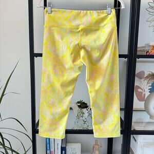 Alo Yoga Airbrush Yellow Printed Mid Rise Cropped Leggings 19” Women’s Small